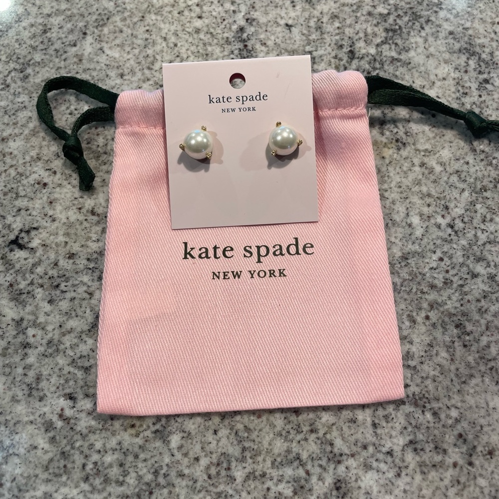 NWT Kate Spade Pearl Earrings